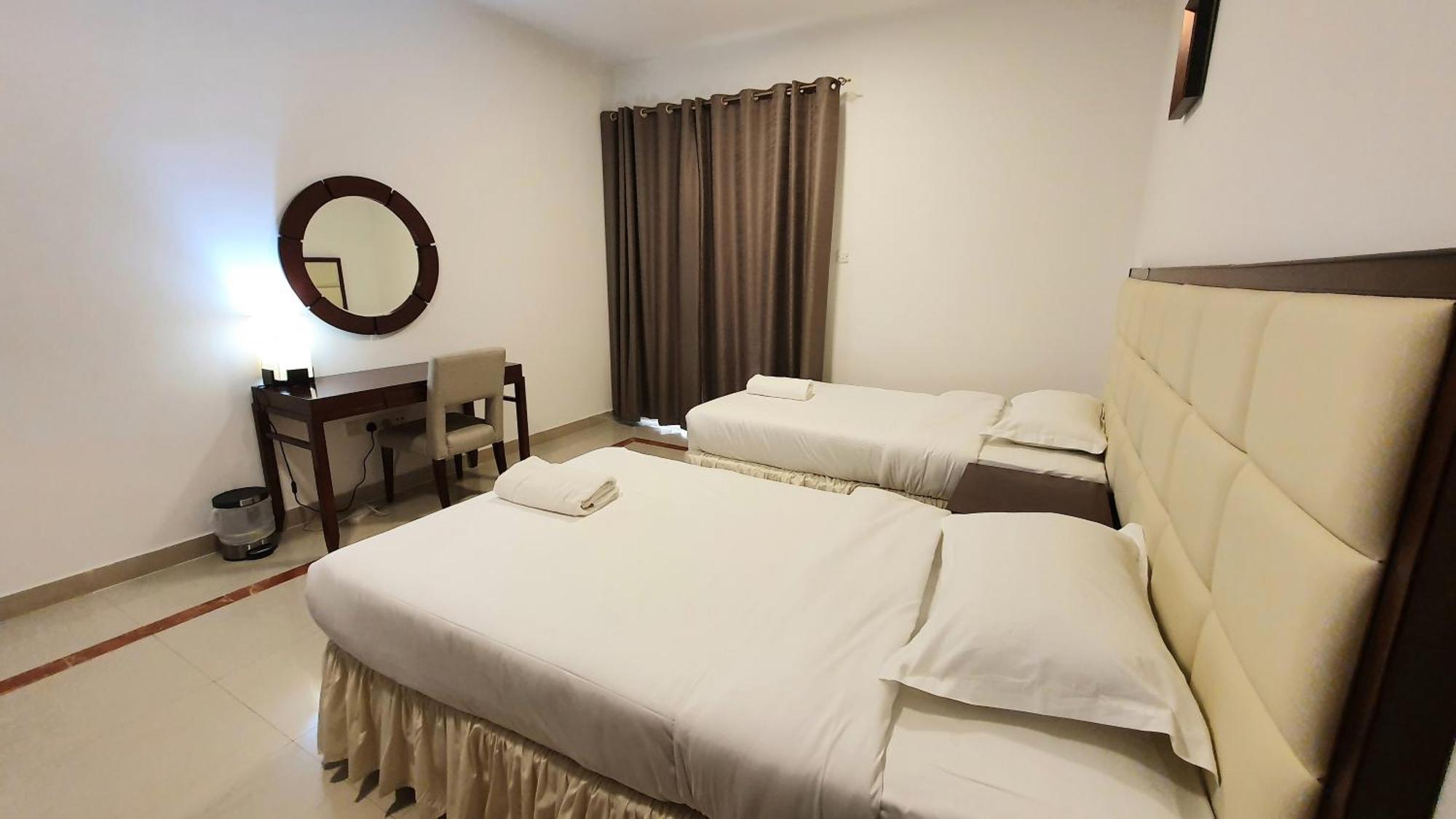 Muscat Oasis Residences Esterno foto
